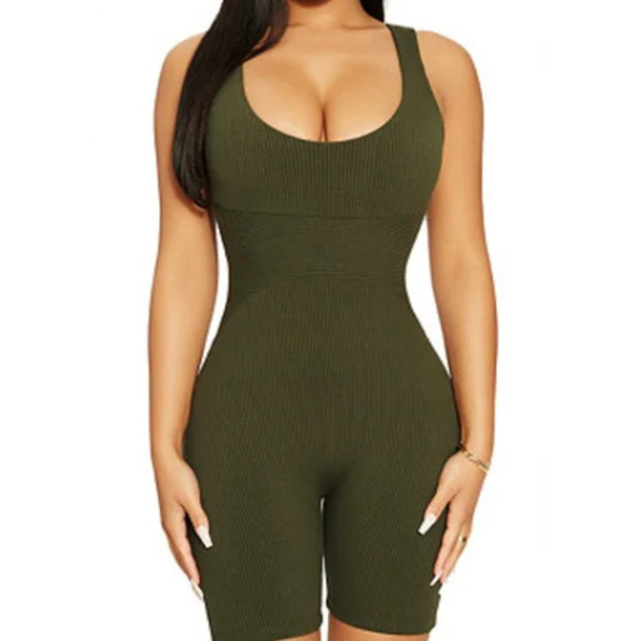 NWOT Naked Wardrobe Women's Snatched AF Sleeveless Romper Olive Green Size S - Picture 1 of 10
